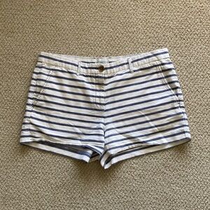Gap Striped Chino Shorts 2.75” Size 8 Blue White Preppy 100% Cotton EUC